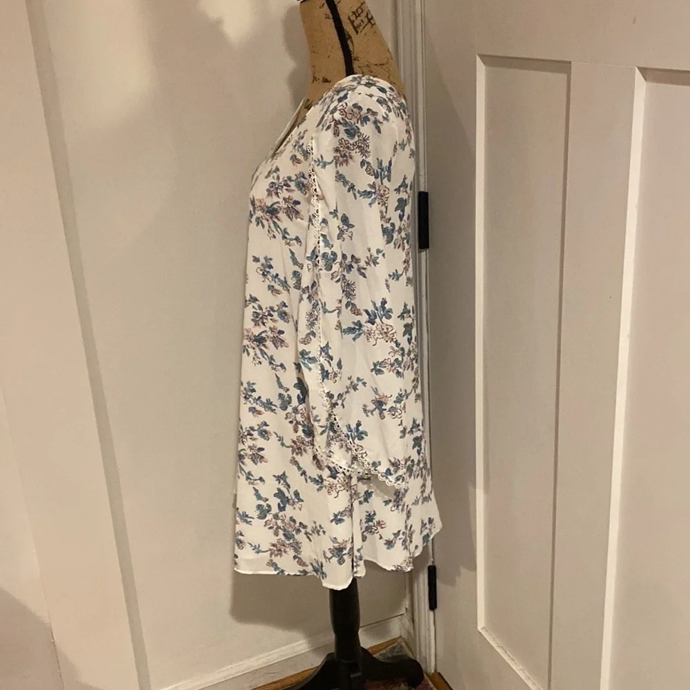 Davi & Dani Dress Size Small NWT - Picture 3 of 9